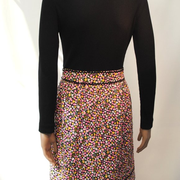 SALE! 1970s flower power dress Sue Brett, black knit top, quilted fabric skirt, - Picture 5 of 6